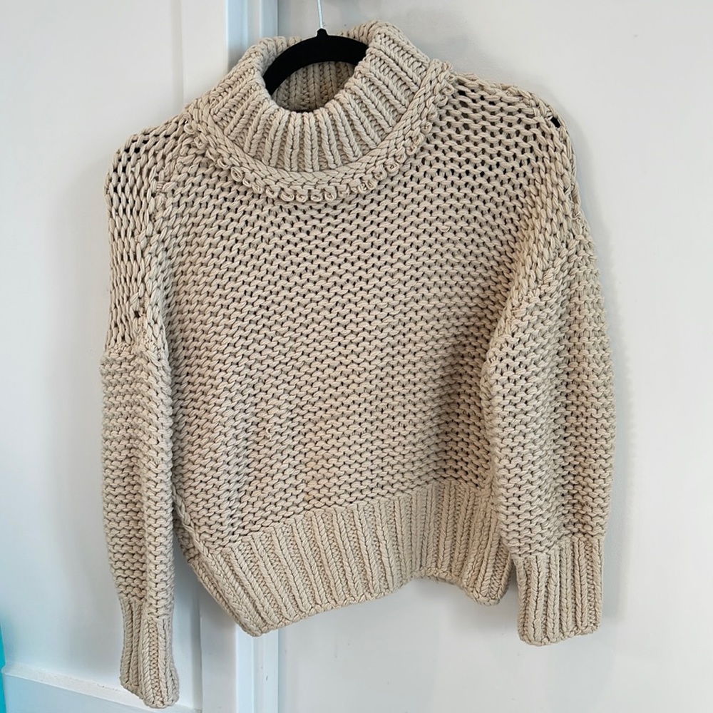 FREE PEOPLE SWEATER